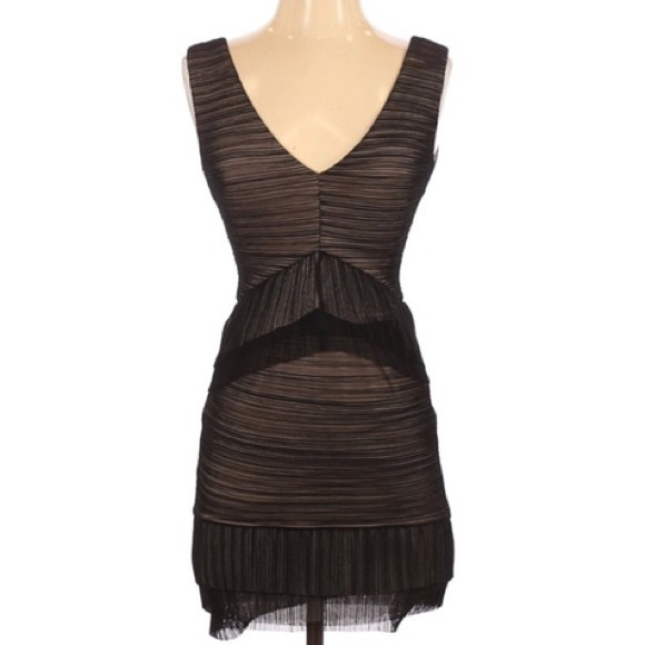 BCBG cocktail dress. Large, never worn - Picture 4 of 8